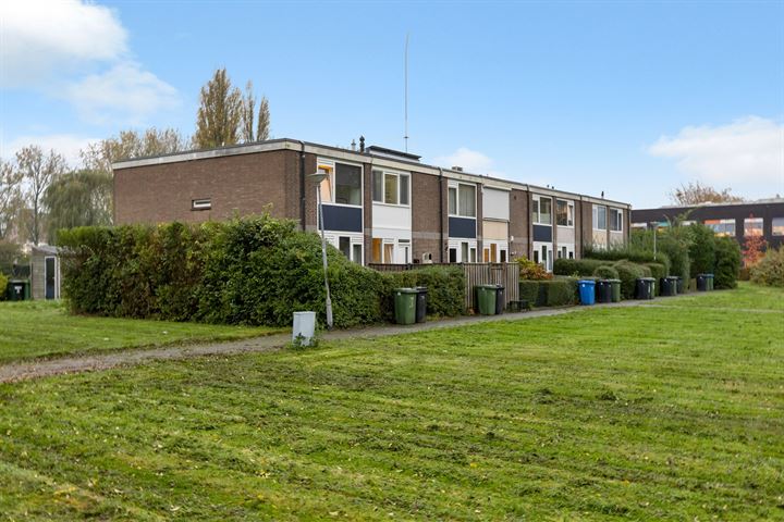 Desdemonastraat 55 en Hoogvliet Rotterdam foto