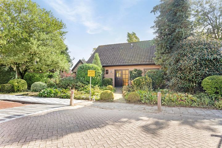 Diaconielaan 18 in Nisse Foto