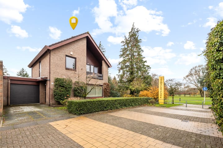 Diamantdijk 150 in Roosendaal Foto