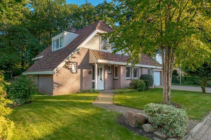 Diekeveenseweg 10 dans Westerbork photo