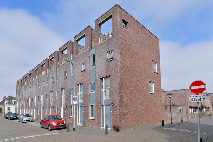 Diepenveenseweg 28 in Deventer Foto