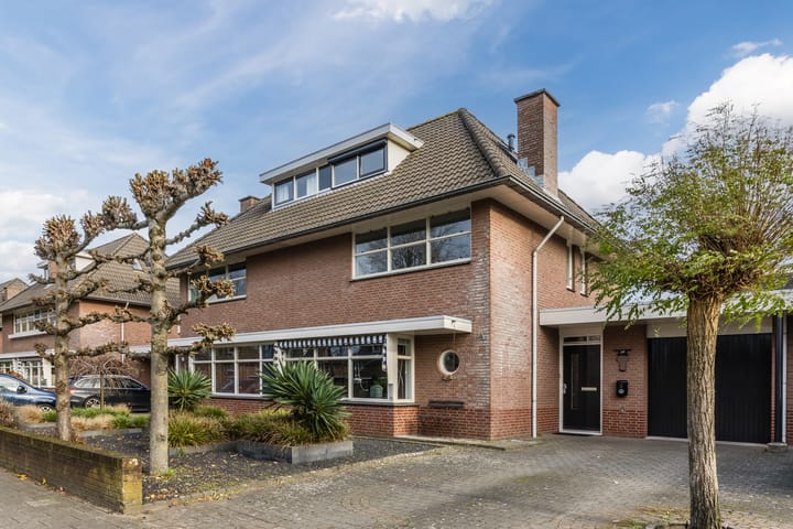 Photo of property Dierdonklaan 28, Helmond