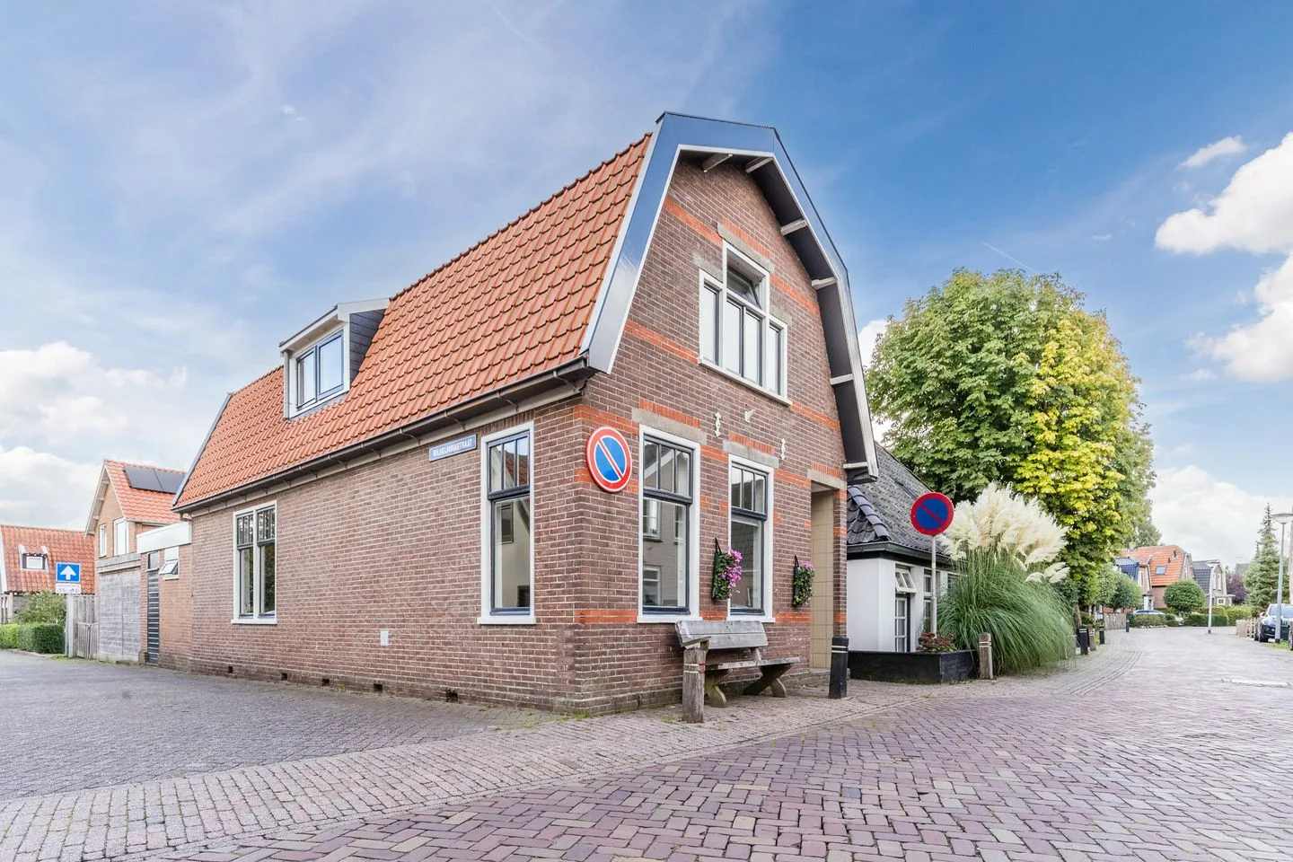 Dijk 98 in Broek op Langedijk
