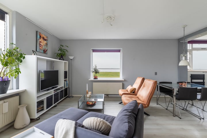 Photo of property Dijkmeent 19, Almere