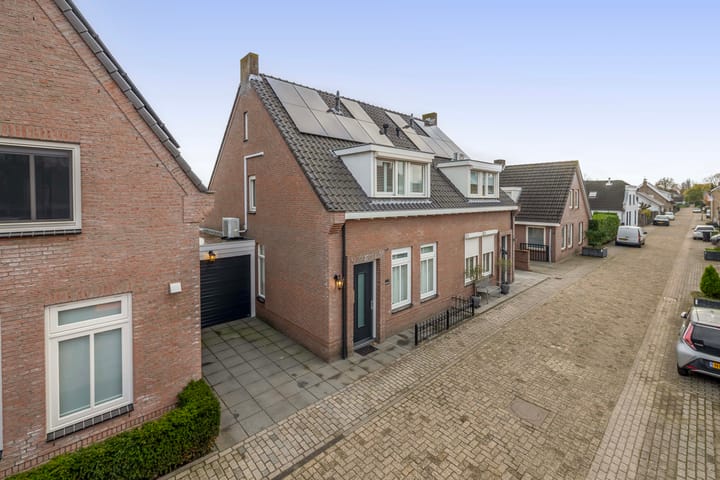 Dijkstraat 3 in Sprang-Capelle photo