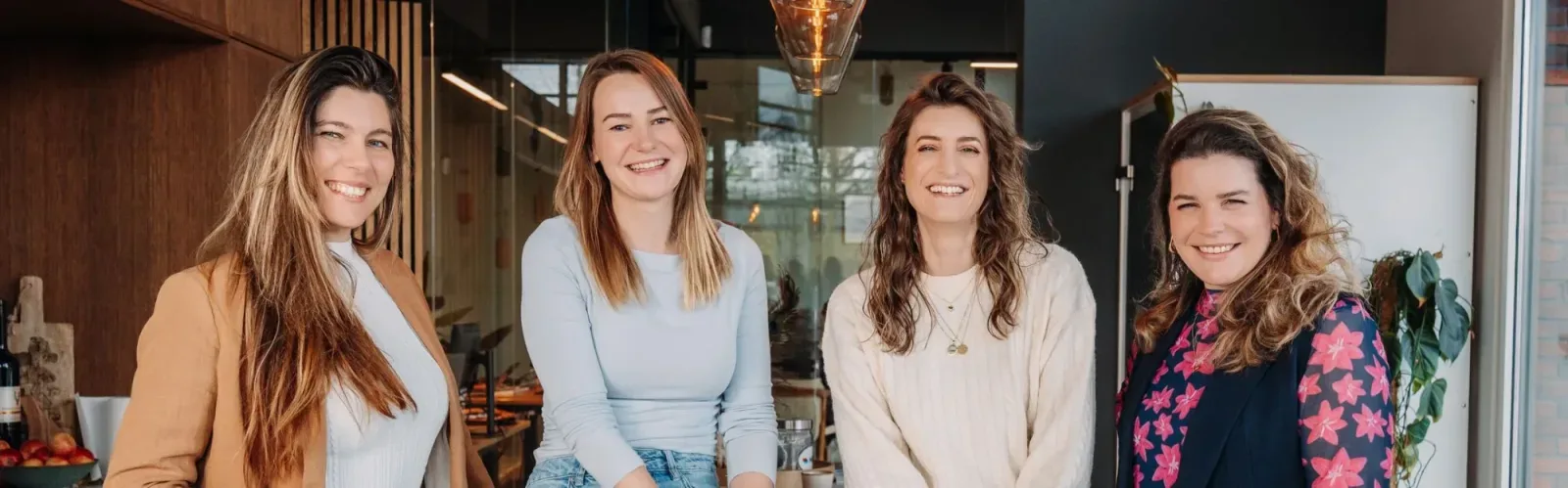 Team foto van Dina verkoopt