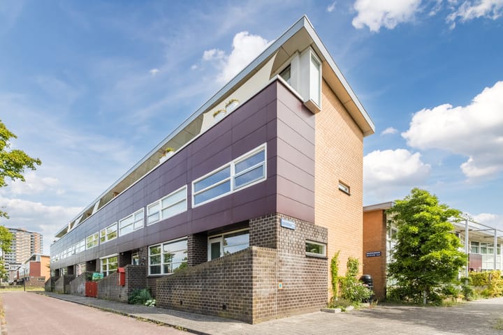 Dinarpromenade 12 in Amsterdam photo