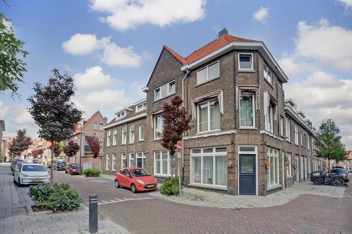 Dirk van Wassenaarstraat 28A en Schiedam foto