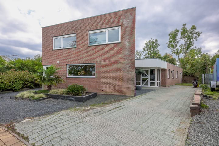 Photo of property Dirk Zweepstraat 1, Kerkrade