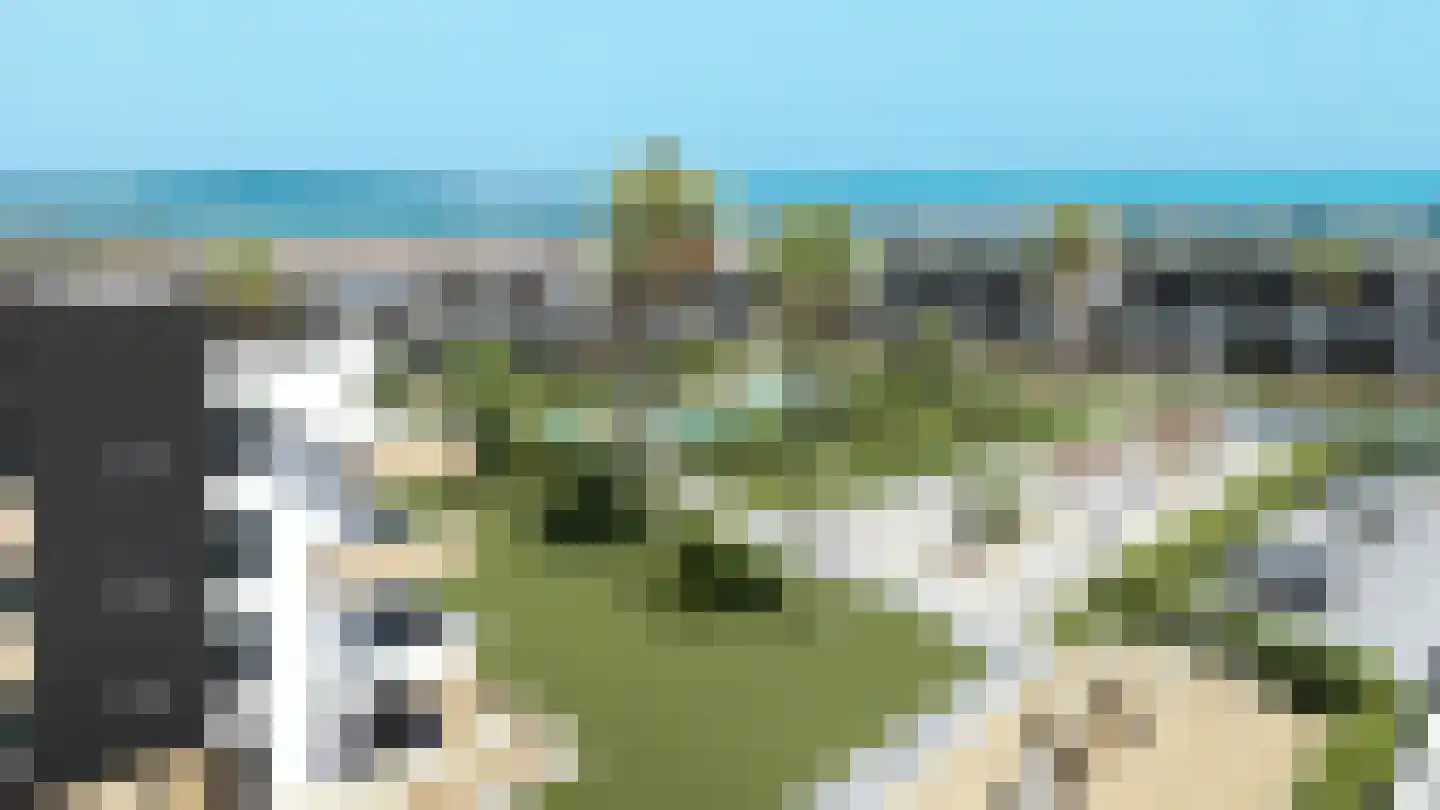 DLH 101, 102, 201 Torrevieja, Spanje foto 2