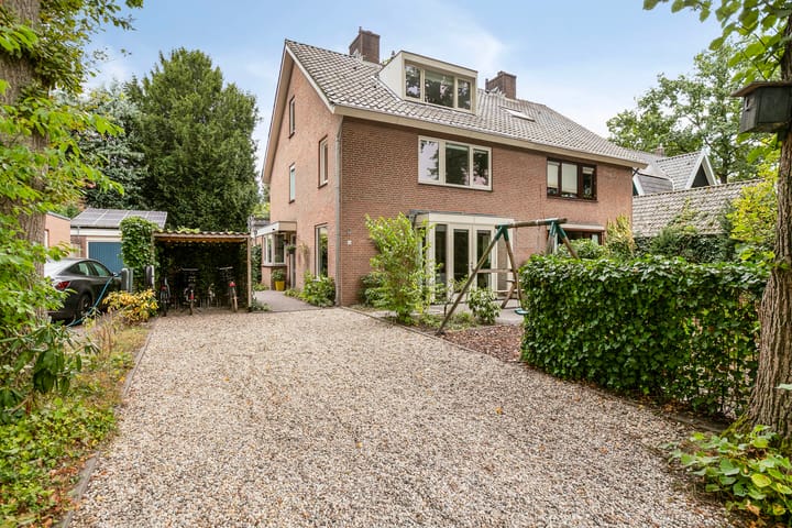 Photo of property Doctor Schaepmanlaan 8, Driebergen-Rijsenburg