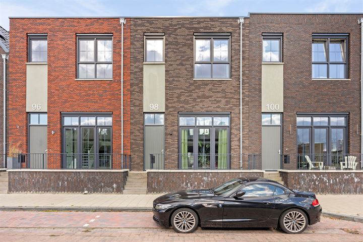 Doedes Breuning ten Catestraat 98 in Almelo Foto