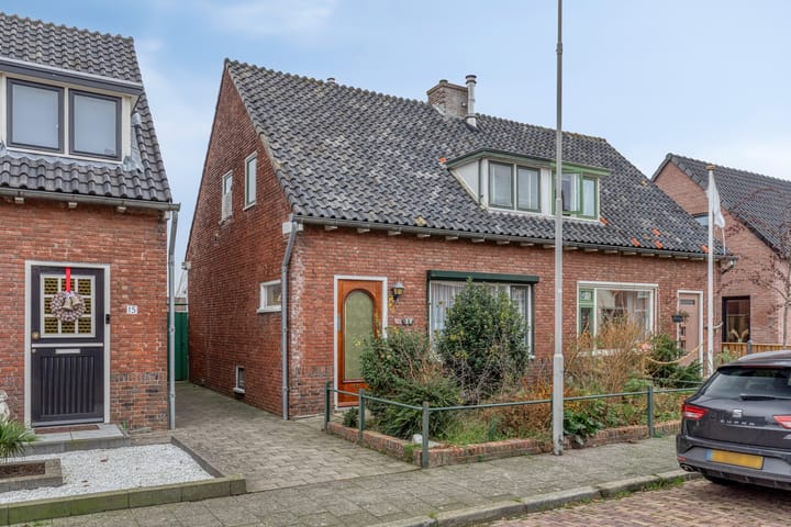 Photo of property Doelstraat 17, Krabbendijke