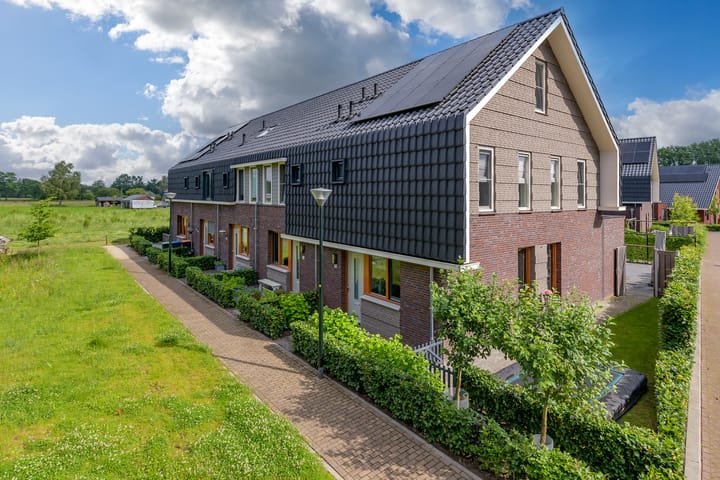 Dokter J. van Heuvenweg 32 in Lieren photo