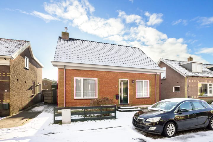 Photo de la maison Dokter Rutgers van der Loeffstraat 8, Oostzaan