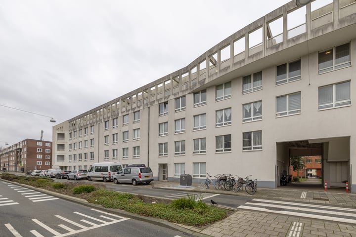 Dolingadreef 157 en Amsterdam foto