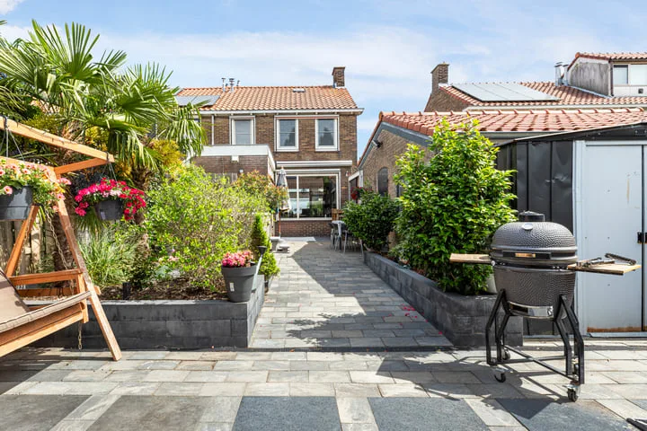 Domela Nieuwenhuisstraat 17 Gouda foto 2