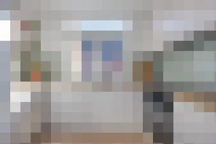 Domela Nieuwenhuisware 13 Zwolle thumbnail 7