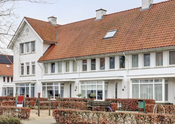 Dominee Bakkerushof 32 in Hedel