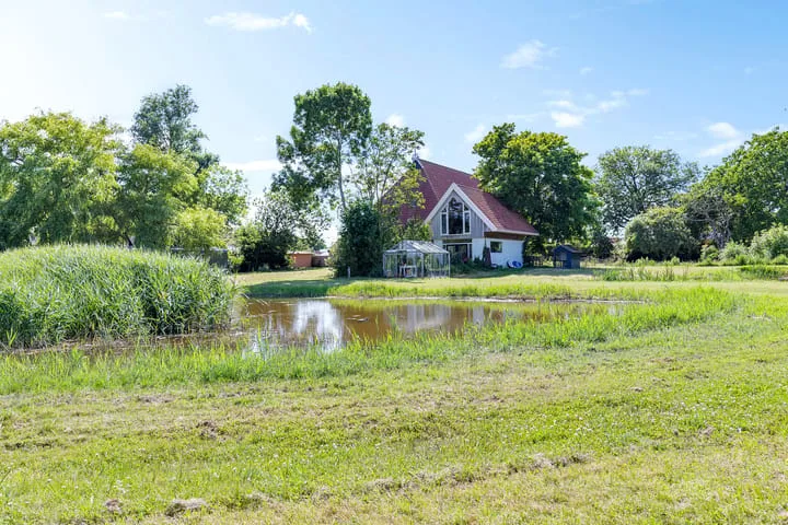 Doniaweg 1 Burgwerd foto 2