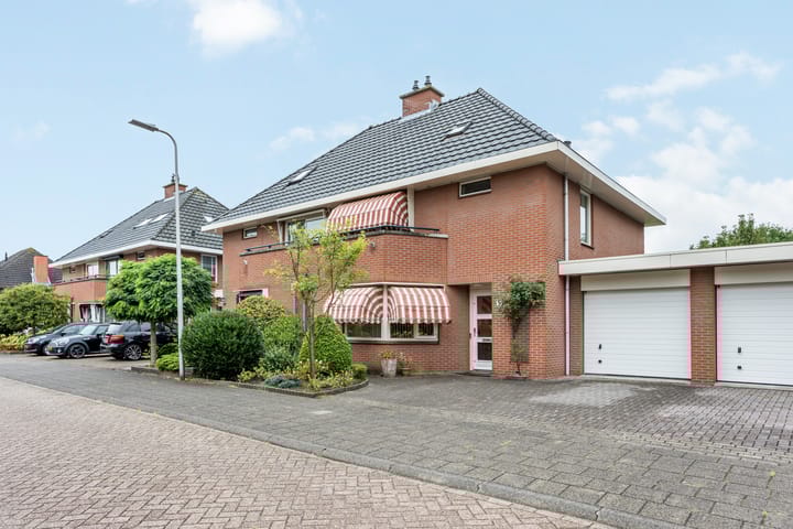 Donizettistraat 31 in Capelle aan den IJssel Foto