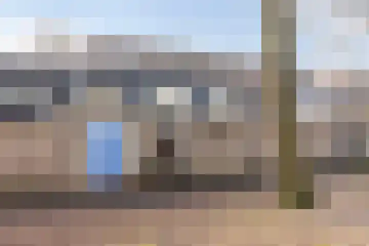 Donk 26 Eindhoven thumbnail 5