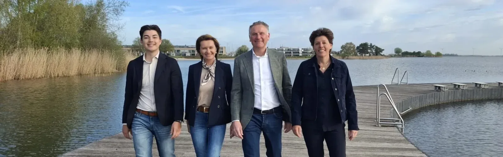 Team foto van Doornbos, Haanen & Ferneij Makelaardij