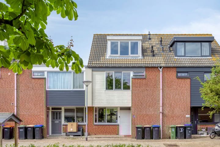 Doorzwin 3305 in Julianadorp Foto