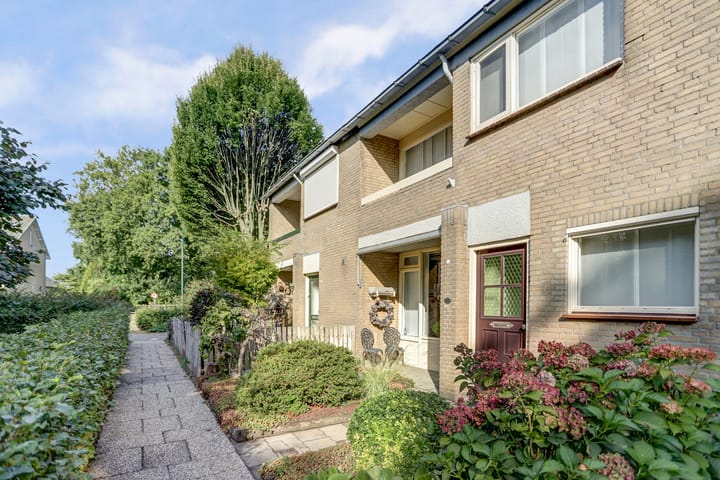 Dorenbos 33 en Alphen foto