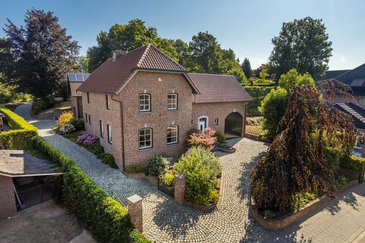 Dorpsstraat 103 in Bingelrade