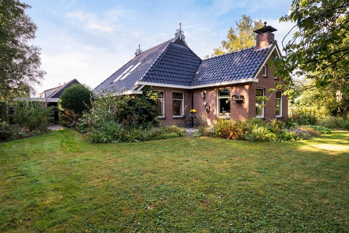 Dorpsstraat 34 en Haule foto