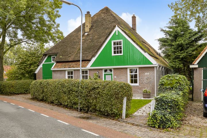 Dorpsstraat 37 in Abbekerk photo