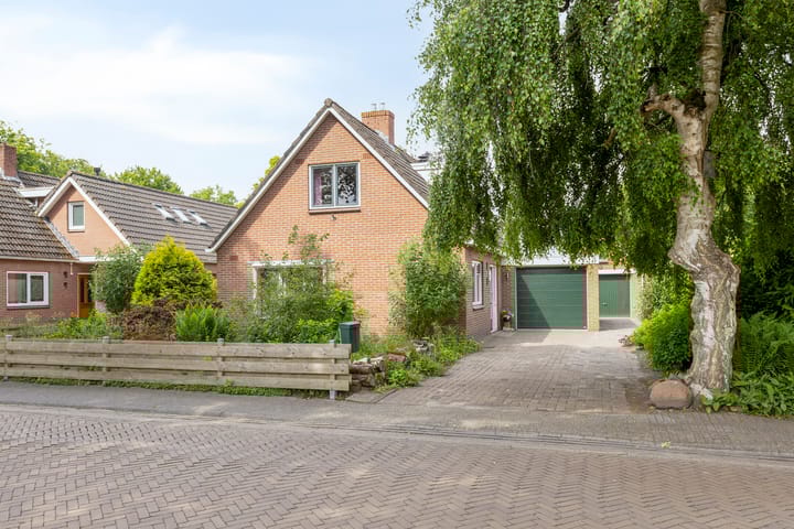 Dorpsstraat 43 in Zuidlaarderveen Foto