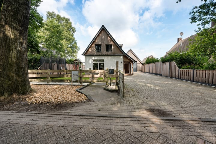 Dorpsstraat 4D dans Eesergroen photo