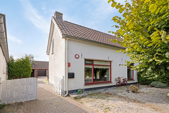 Dorpsstraat 65 in IJzendoorn photo