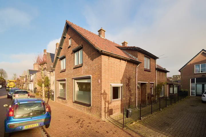 Photo of property Dorpsstraat 71, Bunschoten-Spakenburg