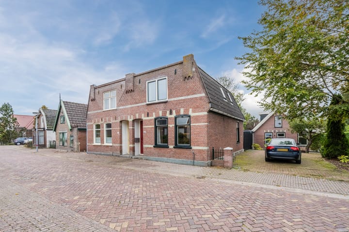 Dorpsstraat 763 in Oudkarspel Foto