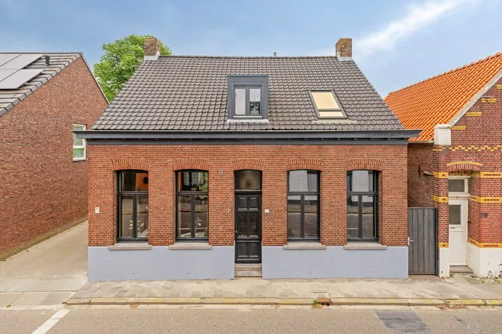 Dorpsstraat 77 in Nispen