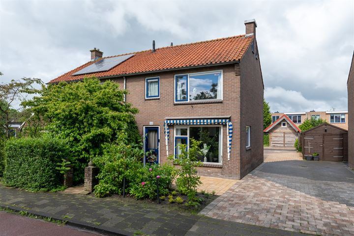 Dorpsweg 52 in Hensbroek Foto
