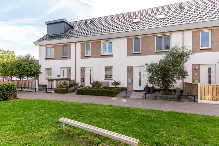 Dotterbloemhof 50 en Lelystad