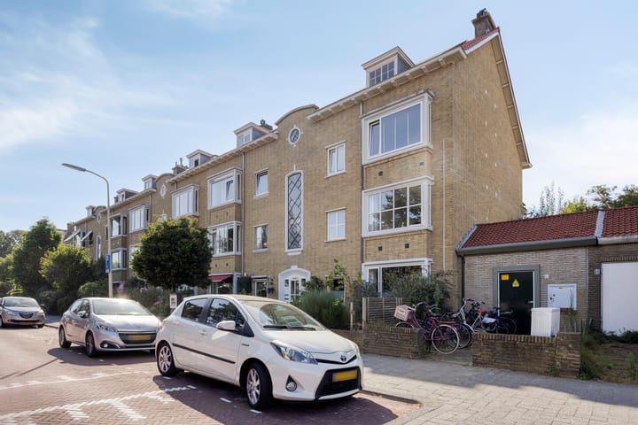 Dovenetelweg 73 en 's-Gravenhage foto