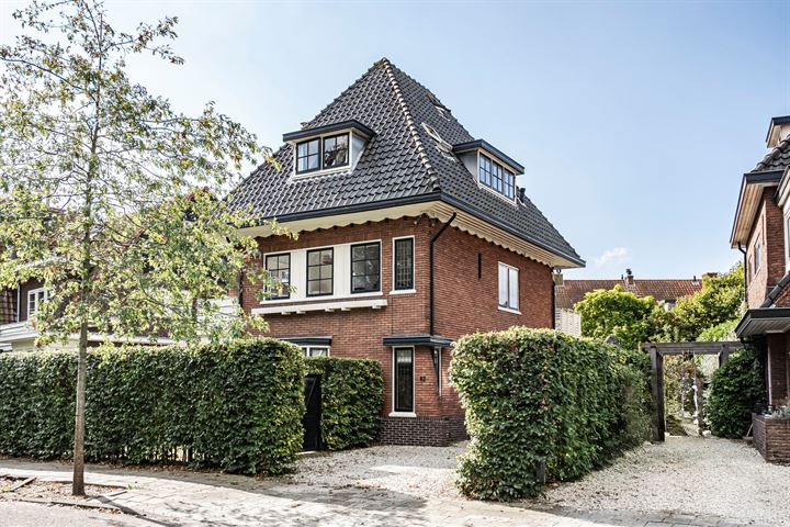 Dr. Dirk Bakkerlaan 82 in Bloemendaal Foto