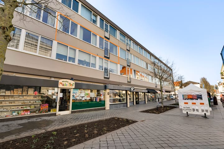 Dr Erensstraat 16 en Valkenburg foto