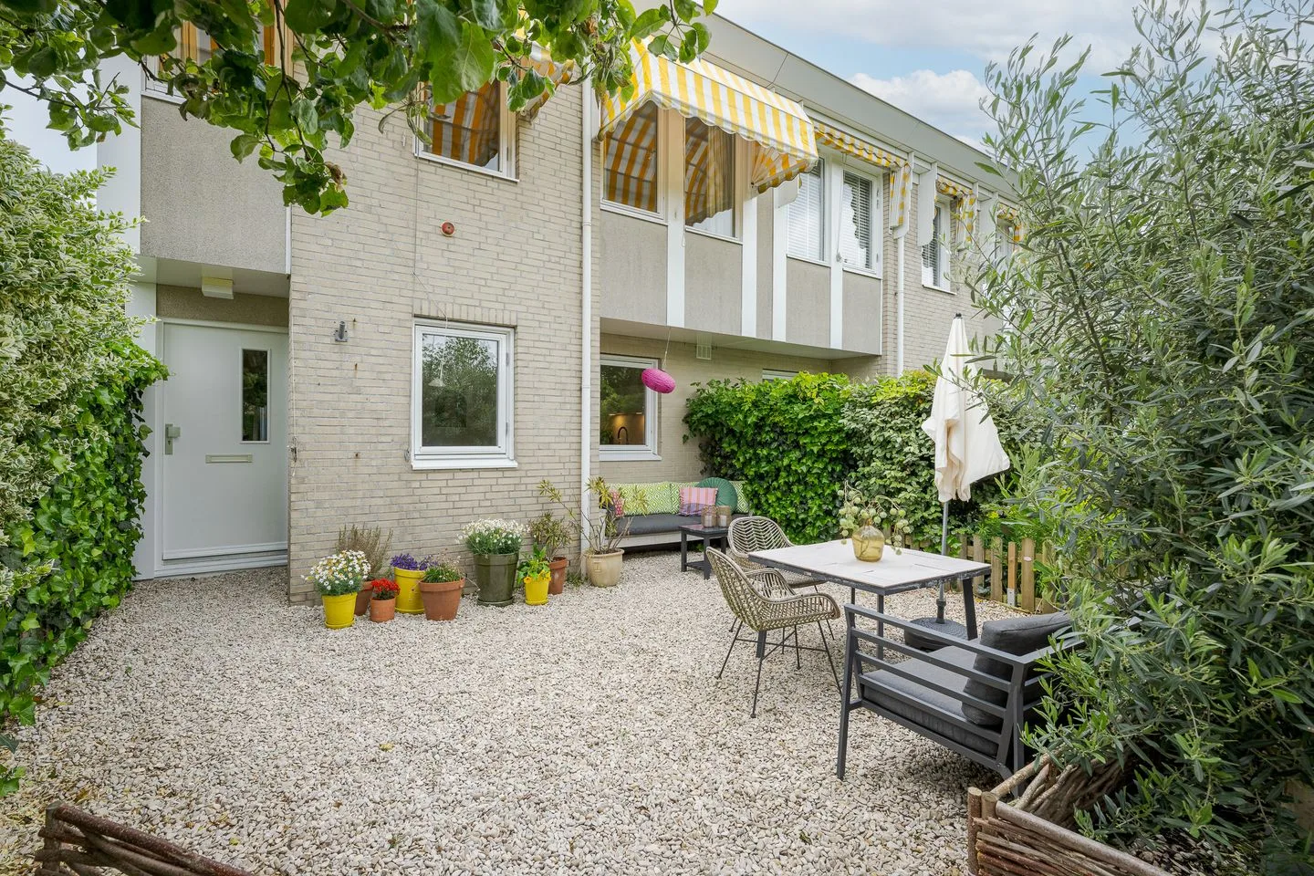 Dr. Martinus van der Stoelstraat 48 in Voorschoten