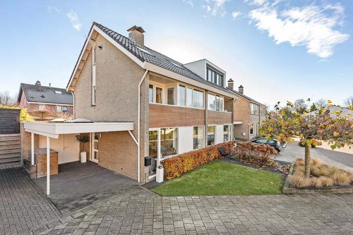 Dravik 24 in Oldenzaal foto