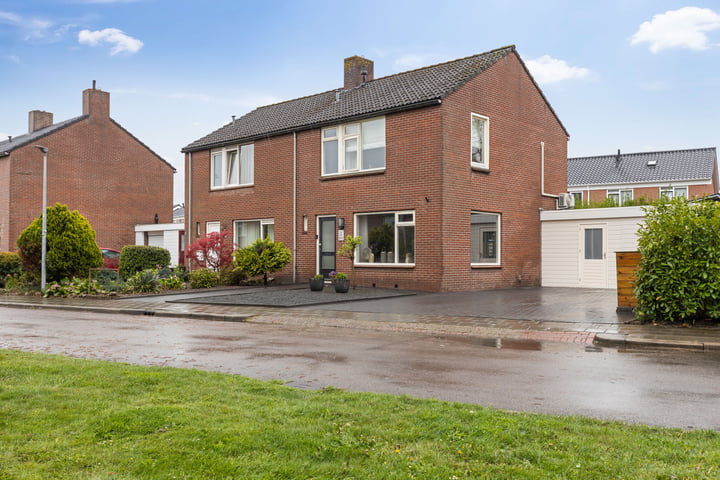 Driemolenslaan 2 in Muntendam Foto