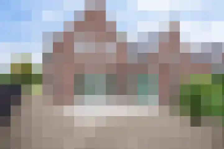 Dries 16 Herpen thumbnail 31