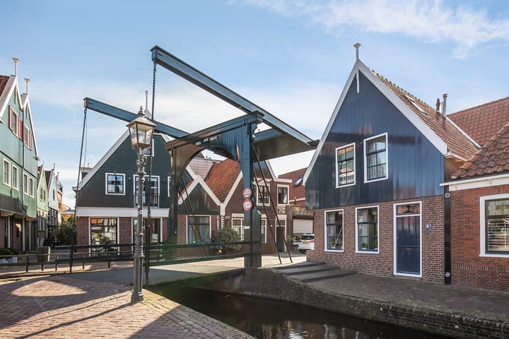 Dril 85 in Volendam photo