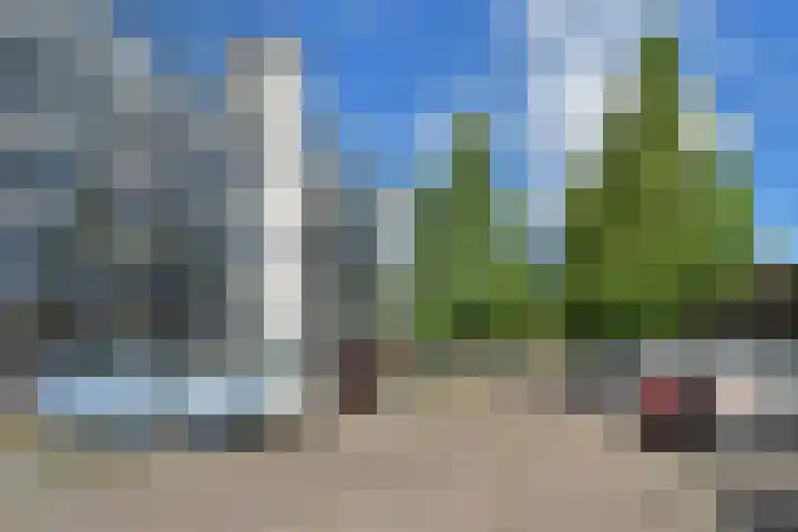 Drogerij 151 Den Hoorn thumbnail 4