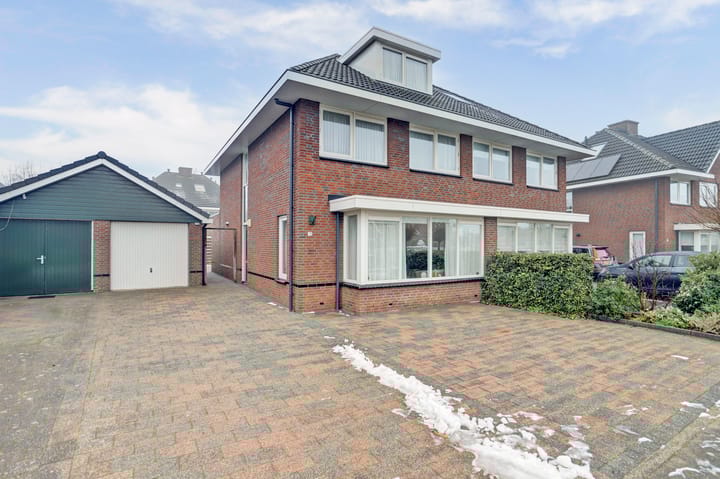 Photo of property Dubbelde Skeer 32, Hippolytushoef